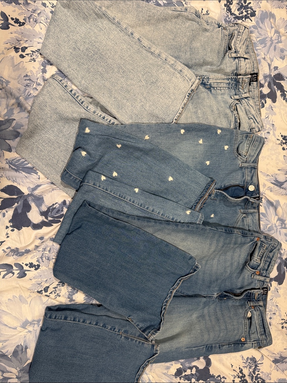 GAP Girls Straight Leg Jeans — Light & Medium Blue Mix with Heart Accent-3/25